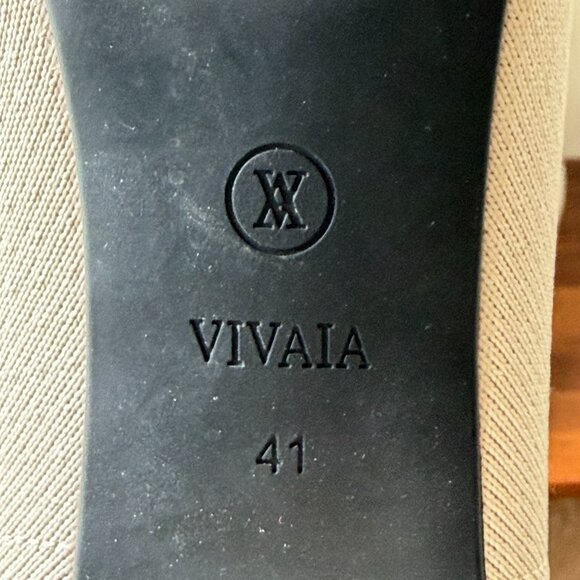 Vivaia Round-Toe Chunky Heels - Picture 4 of 4